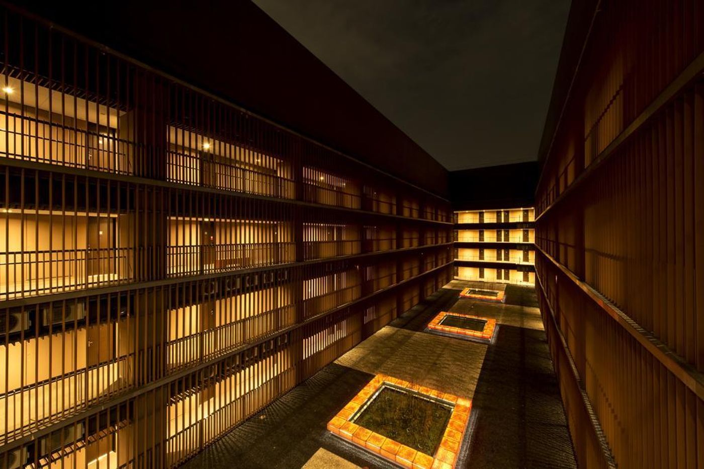 Hotel Villa Fontaine Tokyo - Tamachi-Japan-Minato Ku-General view-6