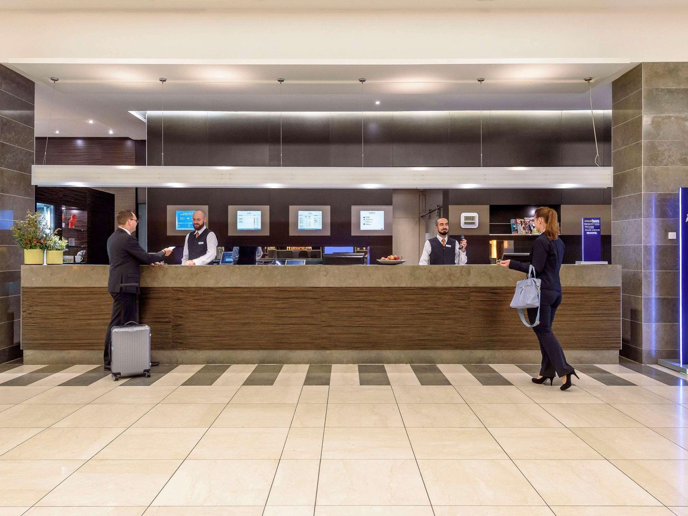 Novotel-Berlin-Am-Tiergarten-General-view-11