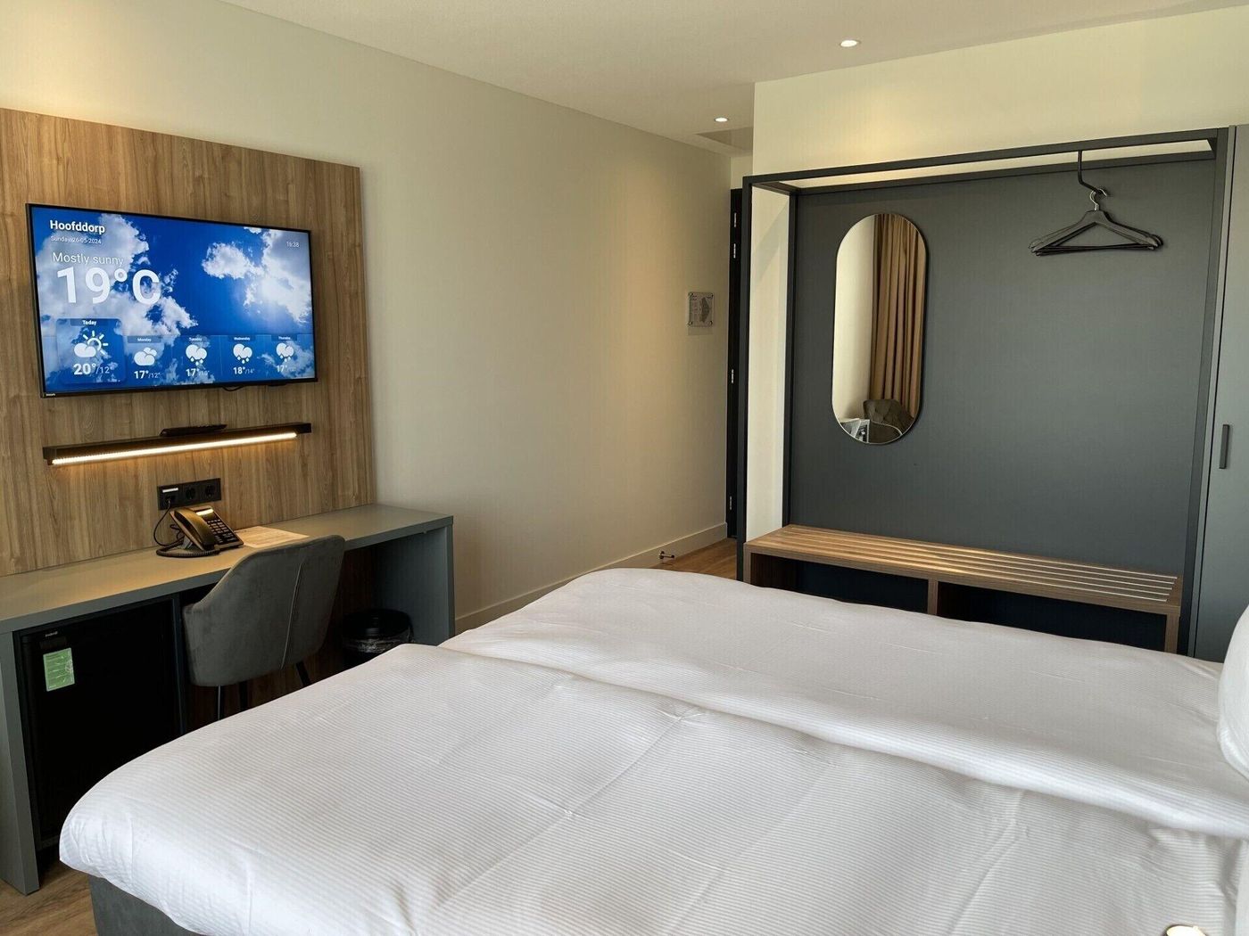 Ozo-Hotel-Antares-Room-13