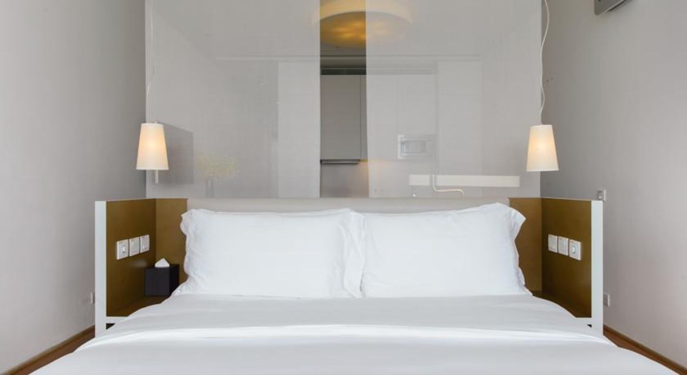 The-Connaught-Hong-Kong-Room-3