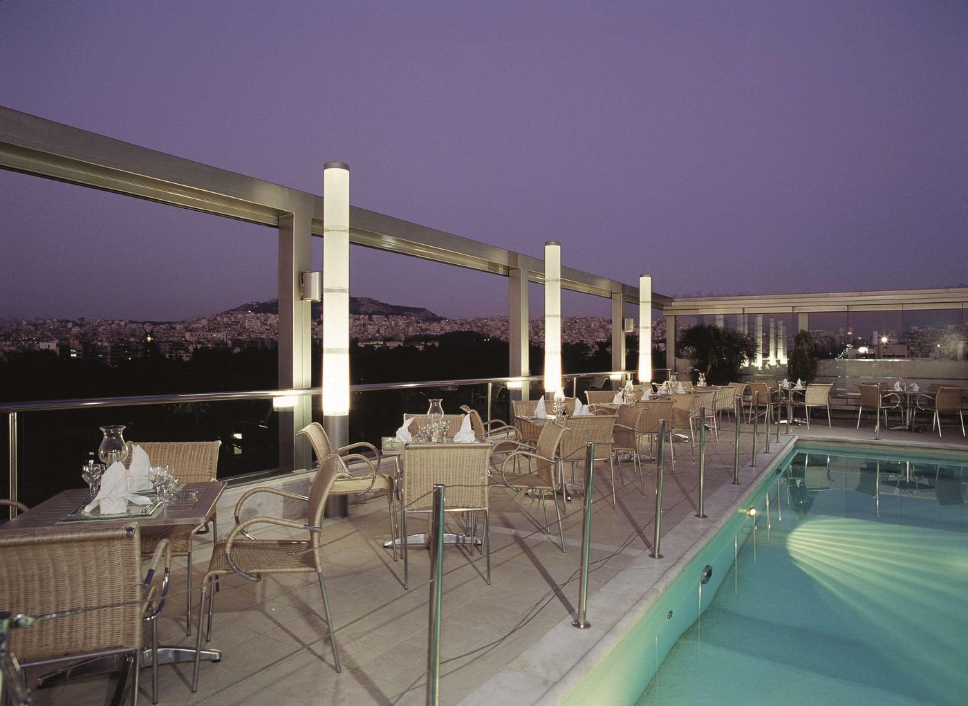 Radisson-Blu-Park-Hotel-Athens-Restaurant-54