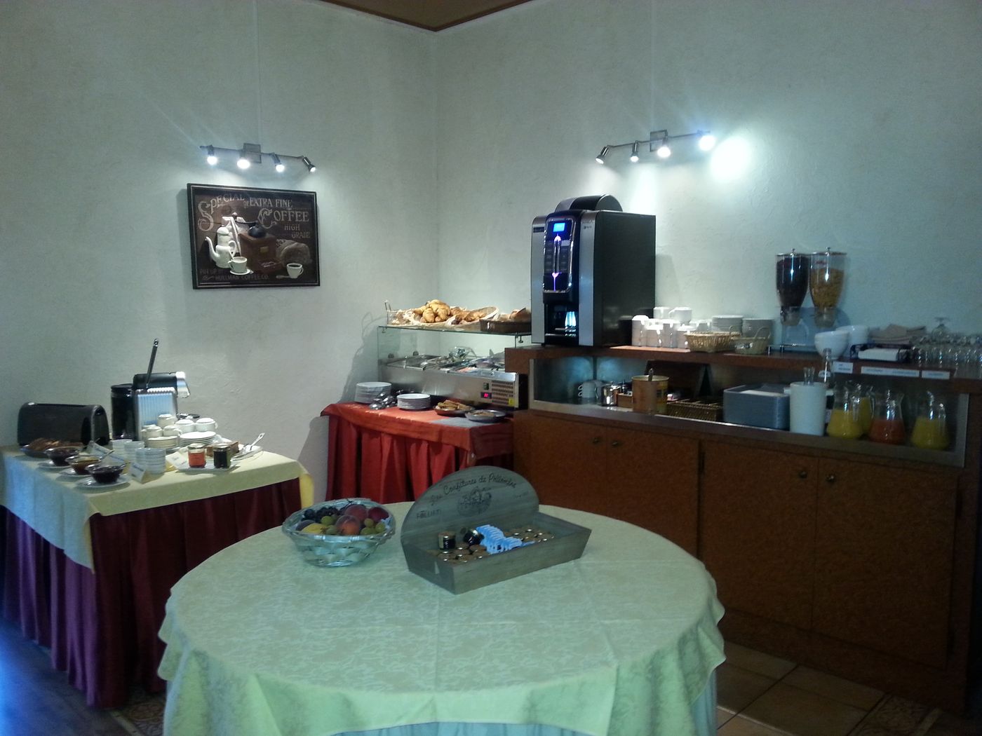 INTER-HOTEL MPL Ouest Hôtellerie de Balajan - France - VIC LA GARDIOLE - Restaurant - 9