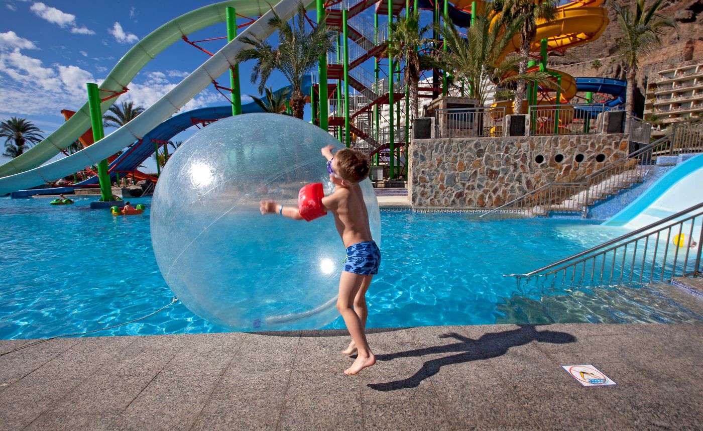 LIVVO-Lago-Taurito---Waterpark-Sports-and-Entertainment-18