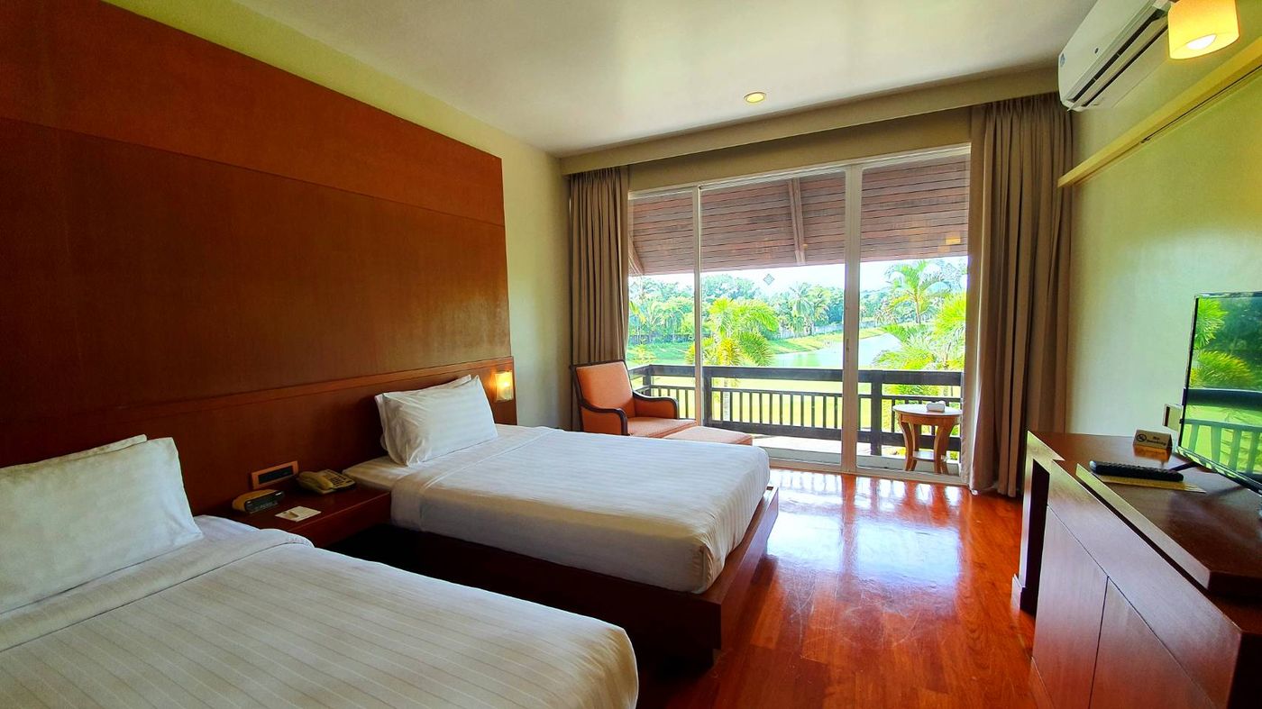 Mission-Hills-Phuket-Golf-Resort---Spa-Room-19