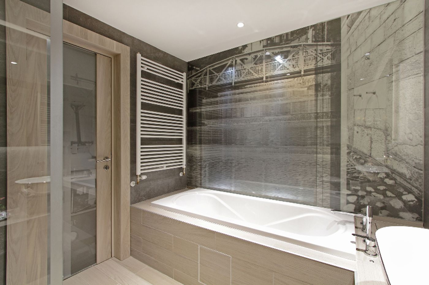 Colors Inn-Bosnia & Herzegovina-SARAJEVO-Room-9