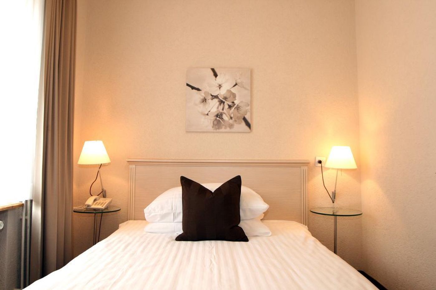 Neufeld-Switzerland-ZURICH-General view-3