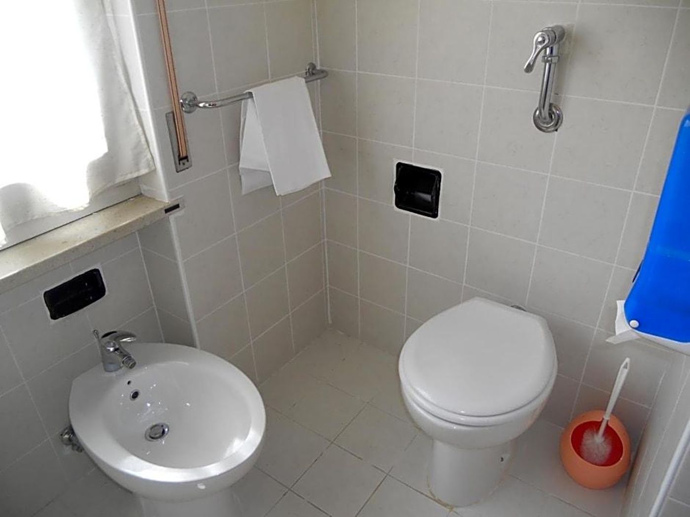 Hotel-Blurelda-Lobby-28