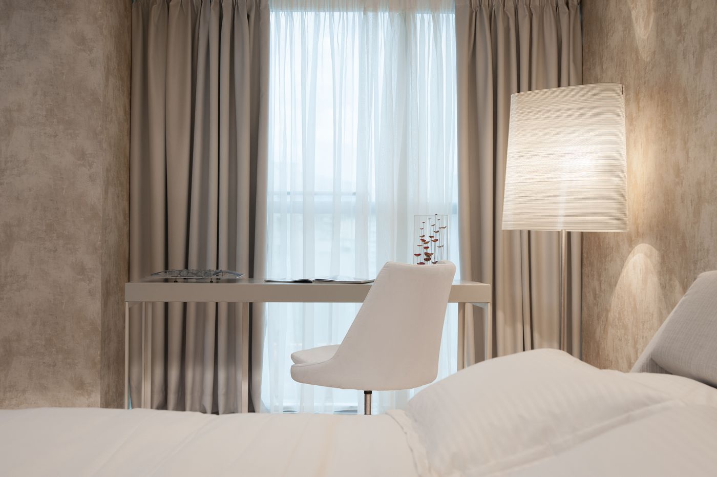 Athenaeum-Grand-Hotel-Room-33