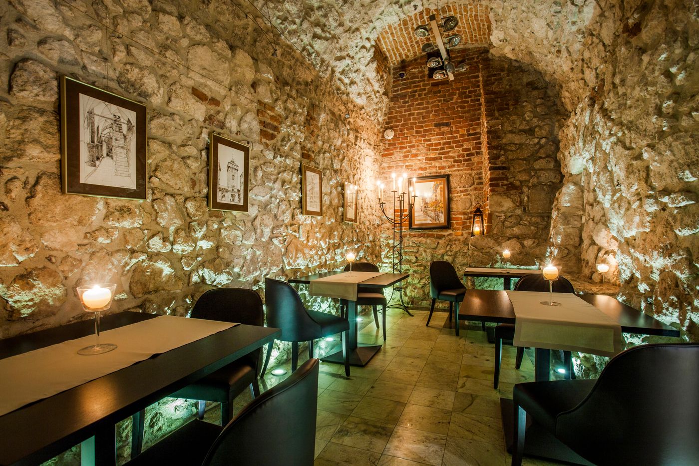 Senacki-Restaurant-11