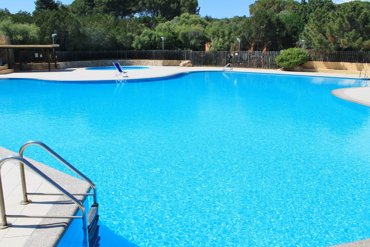 AHR Costa Serena Village Palau