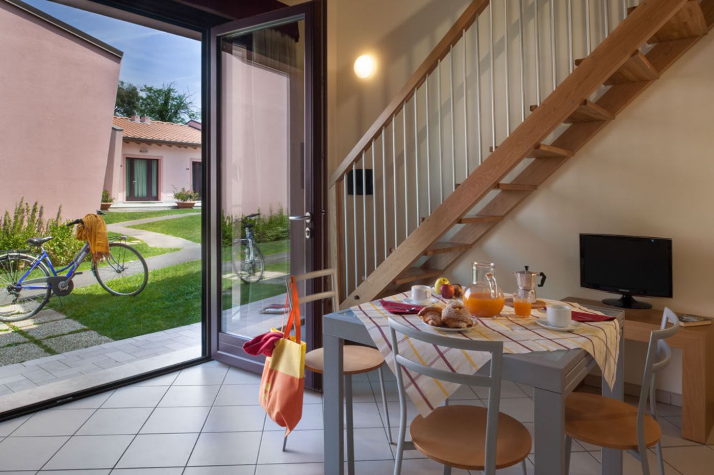 Residence Miramare-Italy-TIRRENIA-Room-5