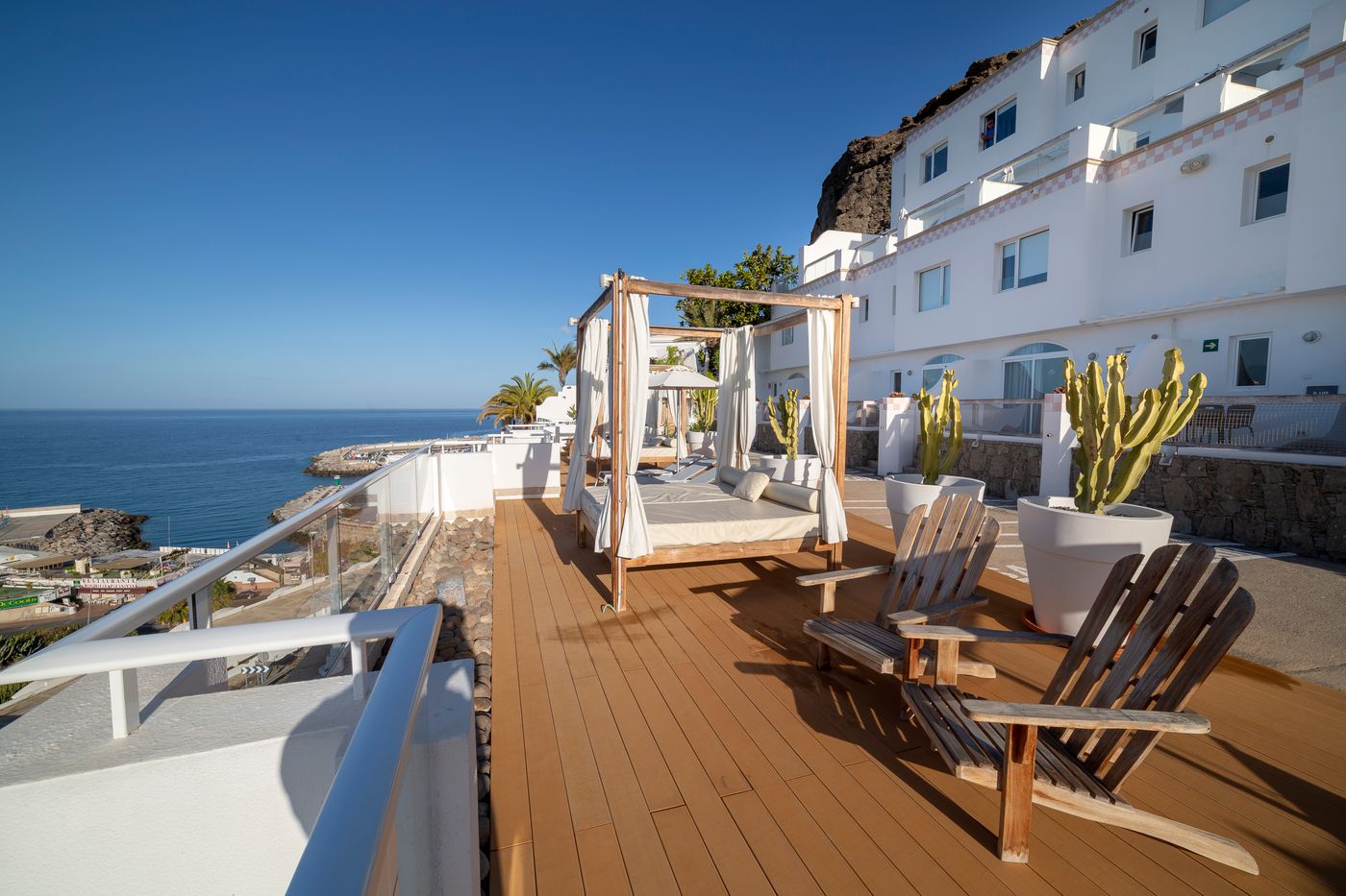 Marina-Bayview---Adults-Only-Terrace-16