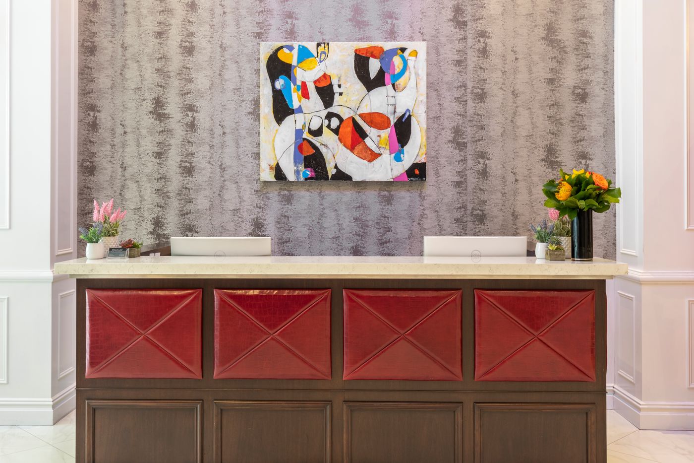 Broadway-Plaza-Hotel-Lobby-13