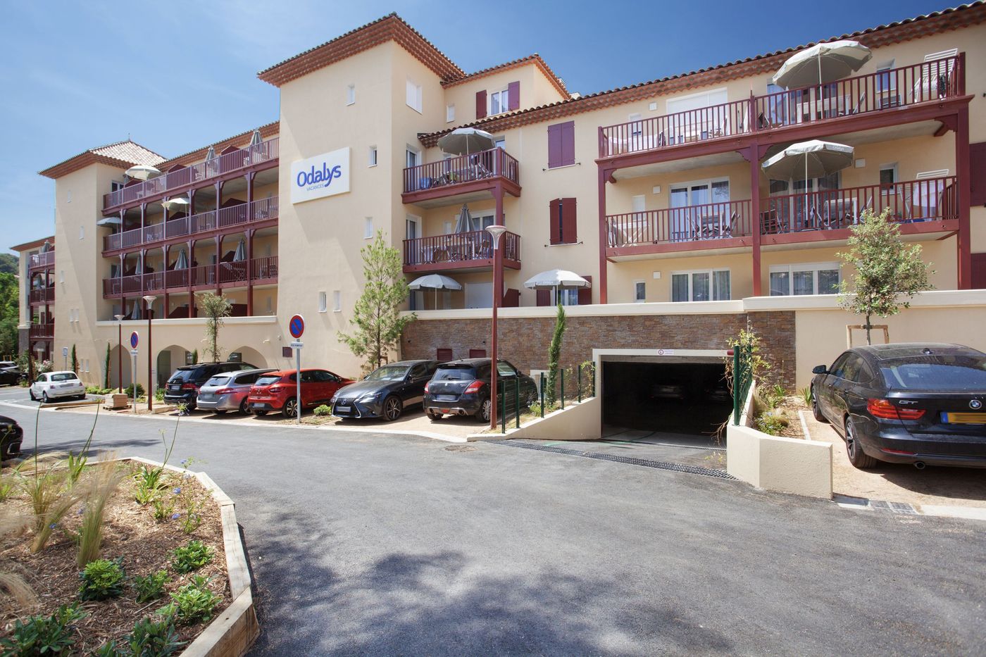 Residence Prestige Odalys Les Canissons-France-CAVALAIRE-SUR-MER-General view-2