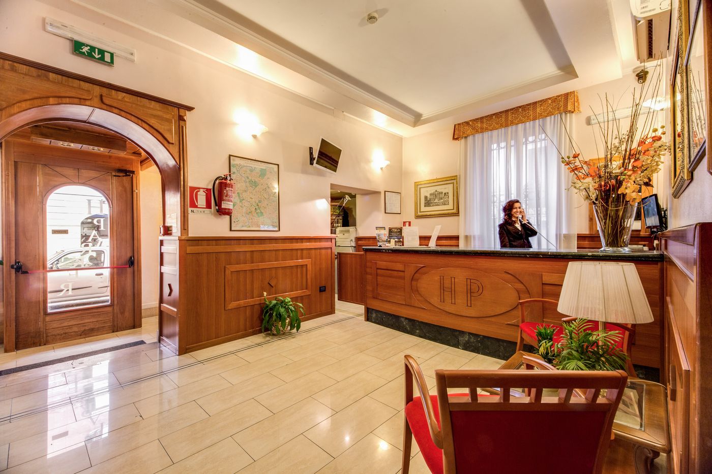 Parker-Italy-ROME-Lobby-5