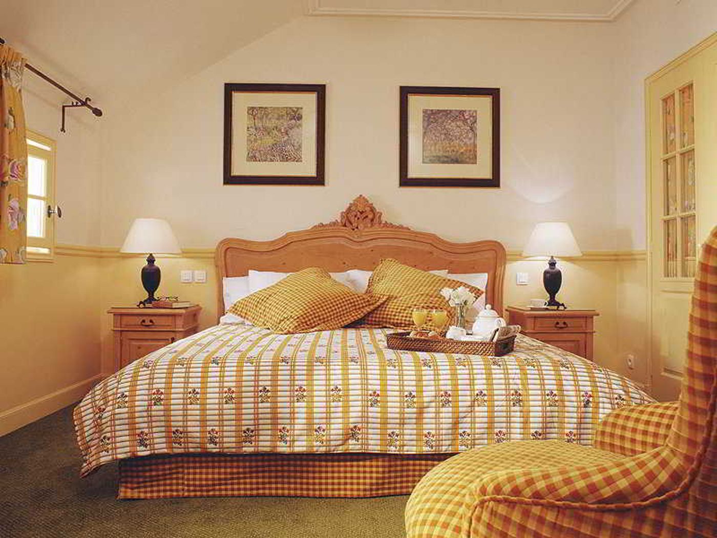 Marriott-s-Village-d-lle-de-France-Room-16