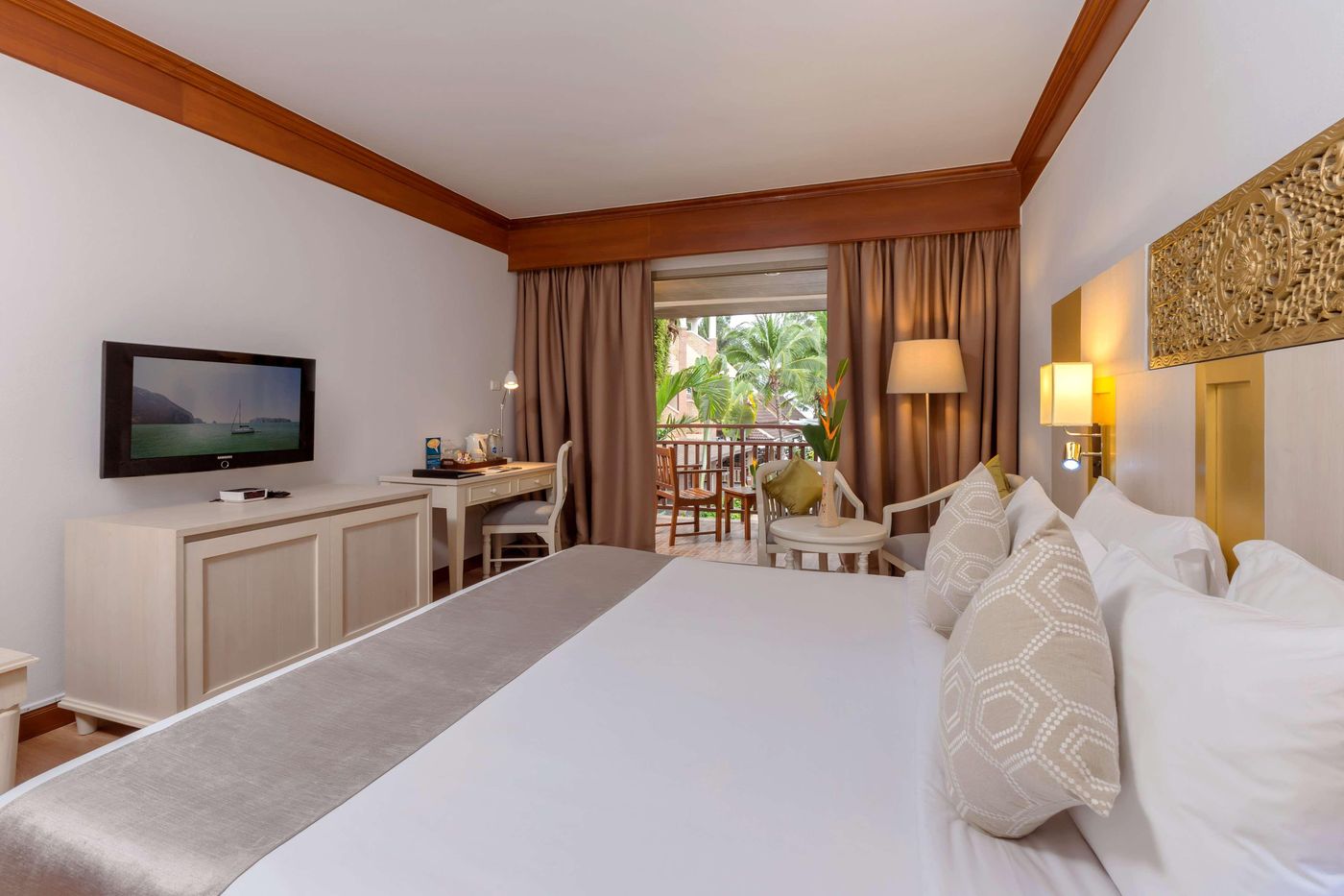 Best-Western-Premier-Bangtao-Beach-Resort-and-Spa-Room-20