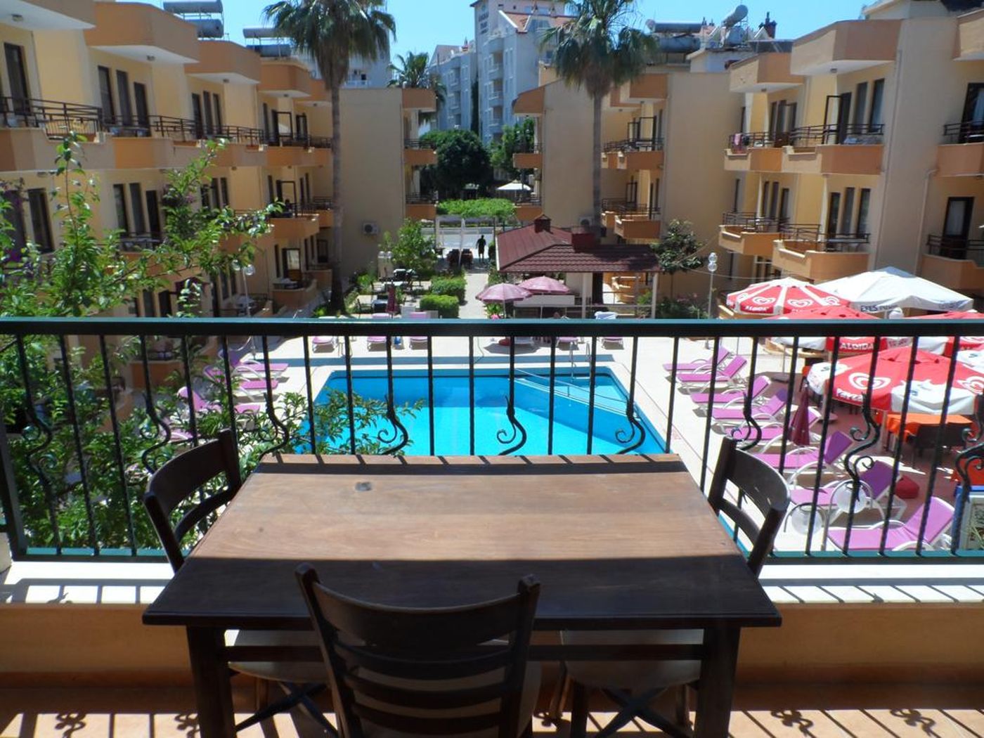 Sebnem Apart & Studios