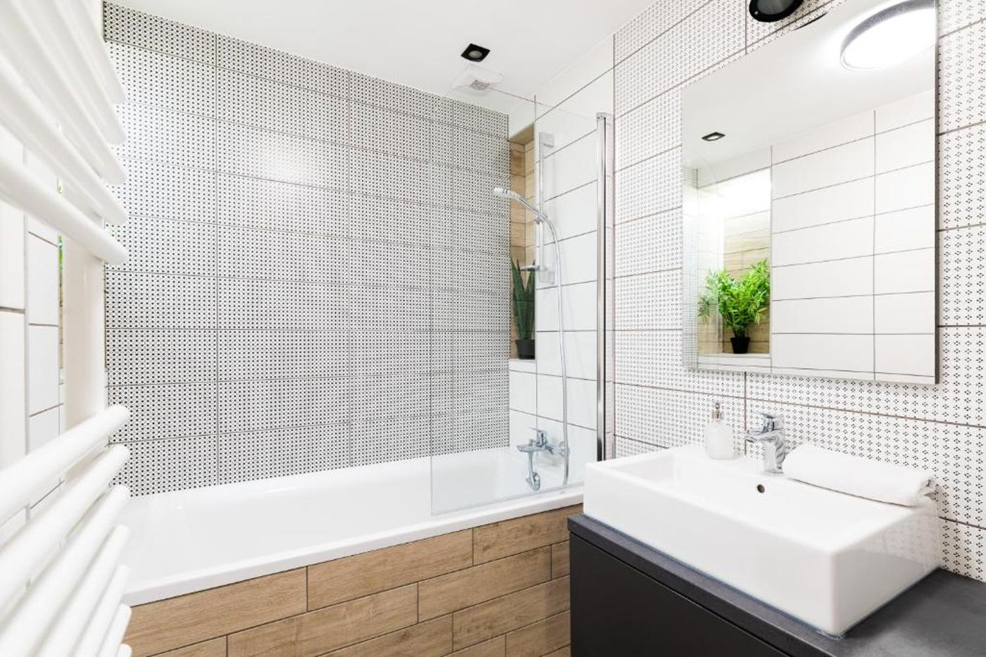 Vagabond-Broadway-Room-44