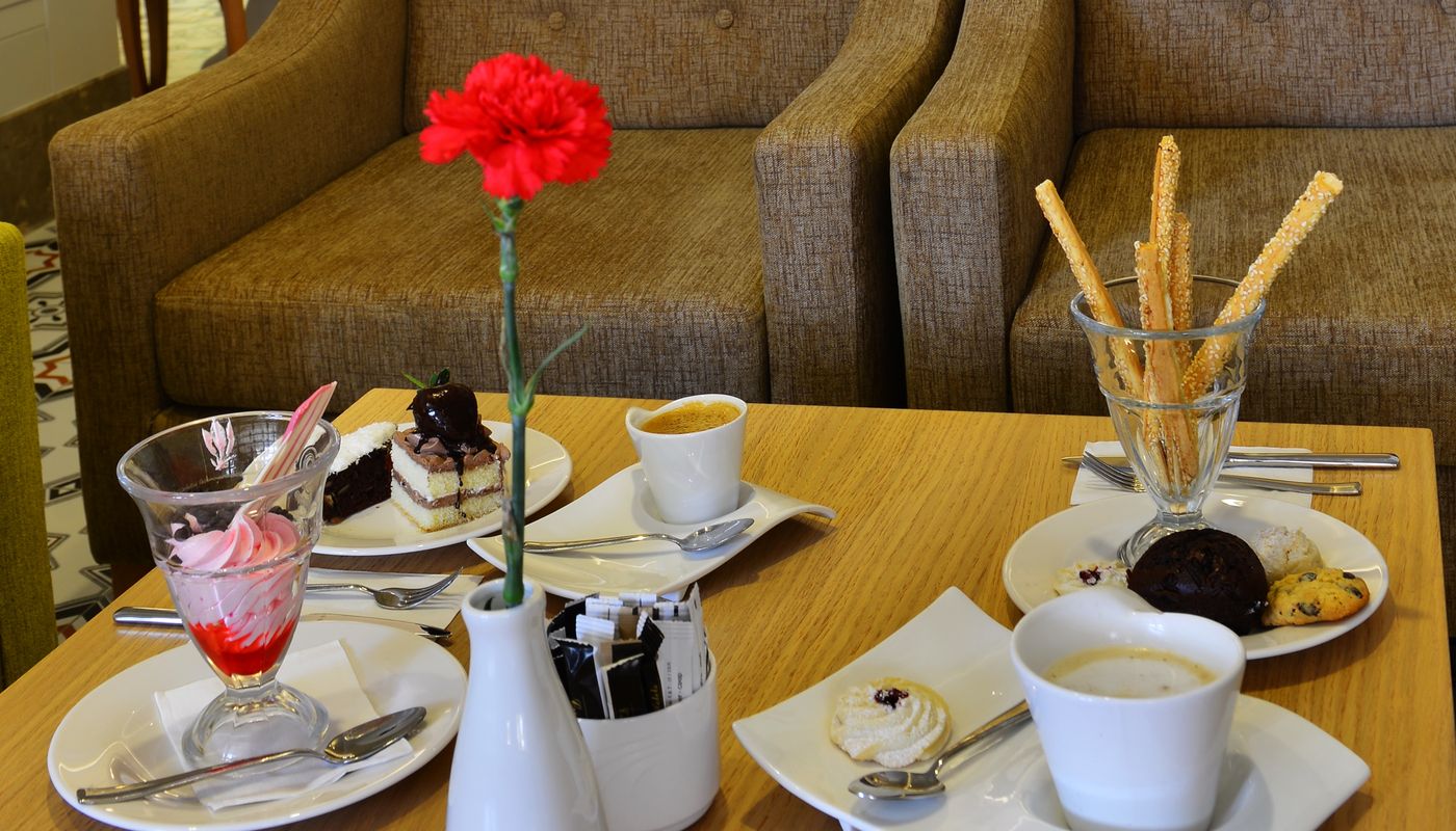 Side-Crown-Serenity-Bar-37