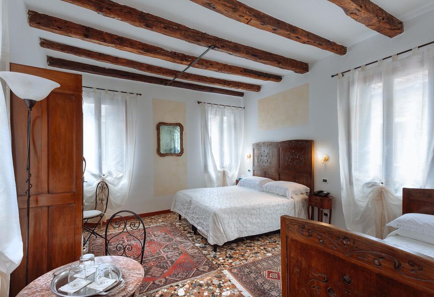 Locanda-Art-Deco-General-view-1