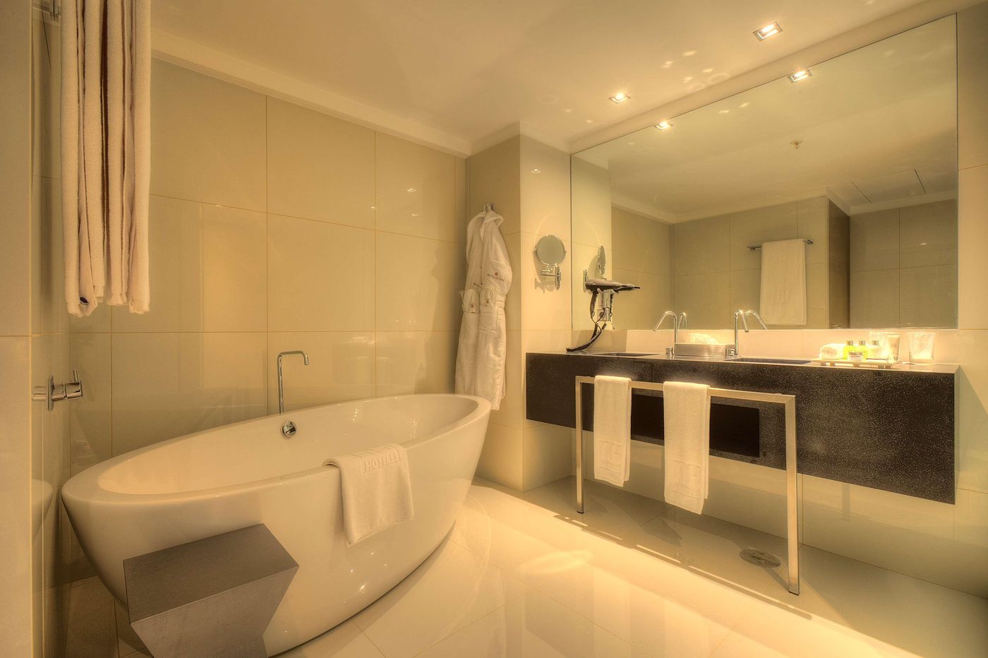 NH Collection Porto Batalha - Portugal - PORTO - Room - 5