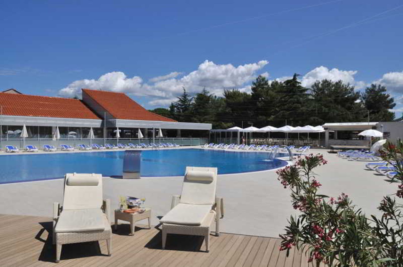 Maistra-Select-Petalon-Resort-Pool-7
