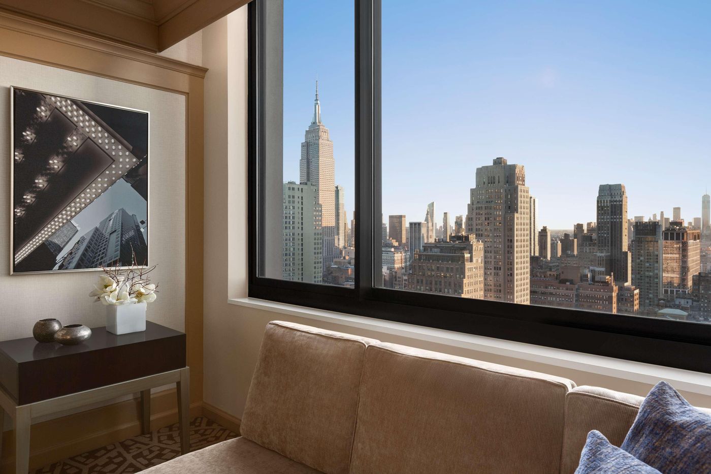 Hilton-New-York-Times-Square-Room-33