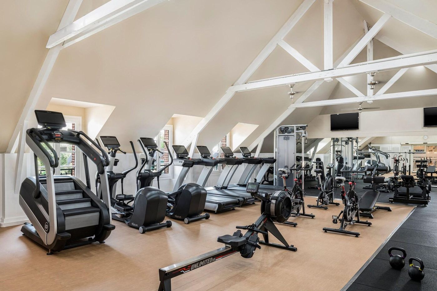 Marriott-s-Village-d-lle-de-France-Sports-and-Entertainment-26