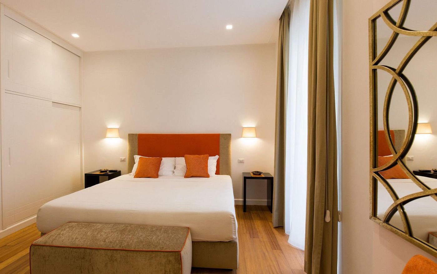 900-Piazza-Del-Popolo-Room-10