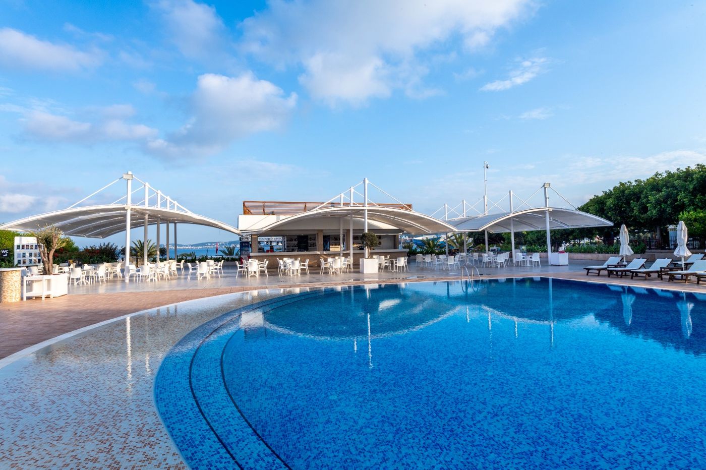 Gold Island Selected Hotel