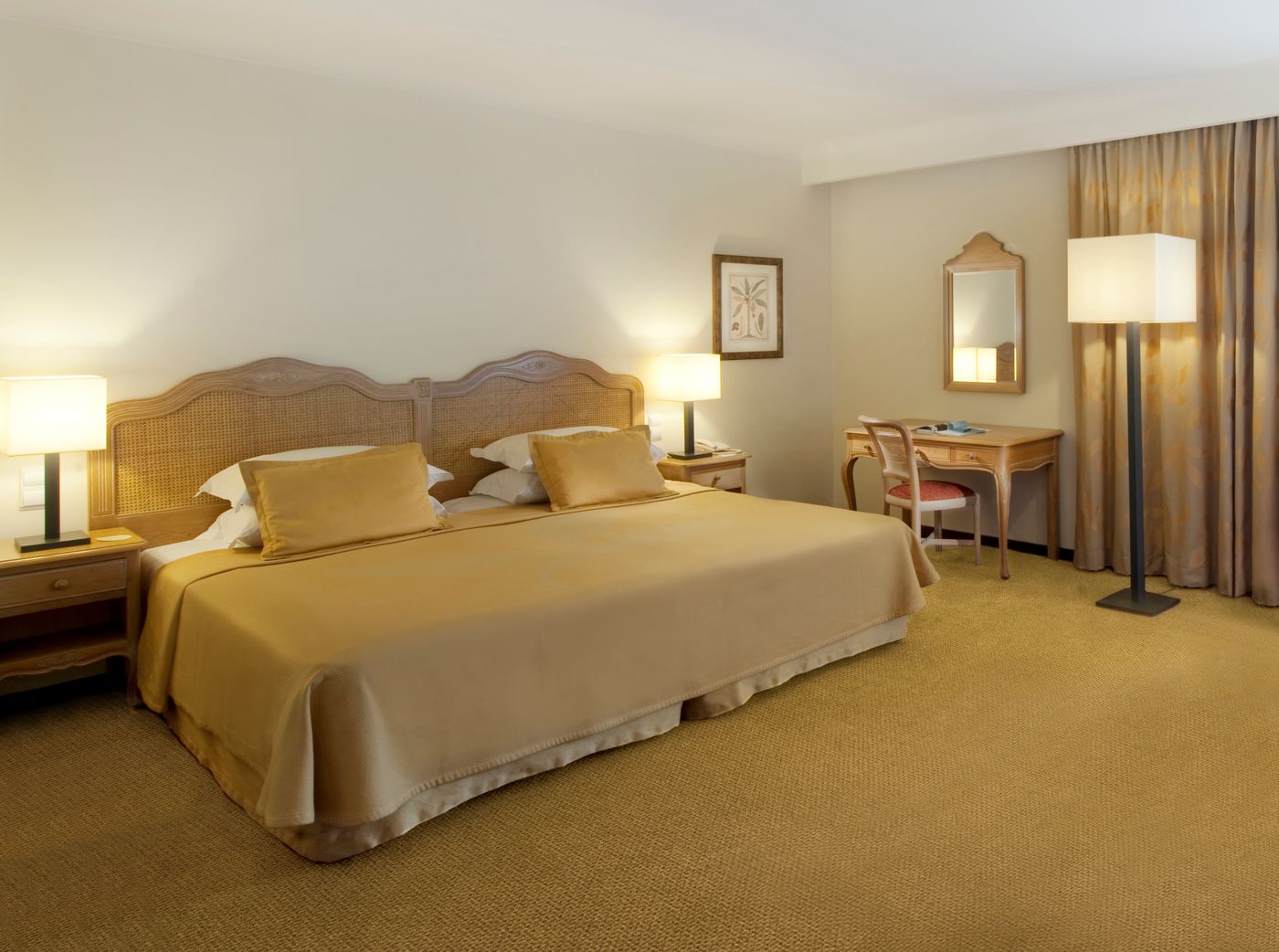 Porto-Bay-Falesia-Room-18