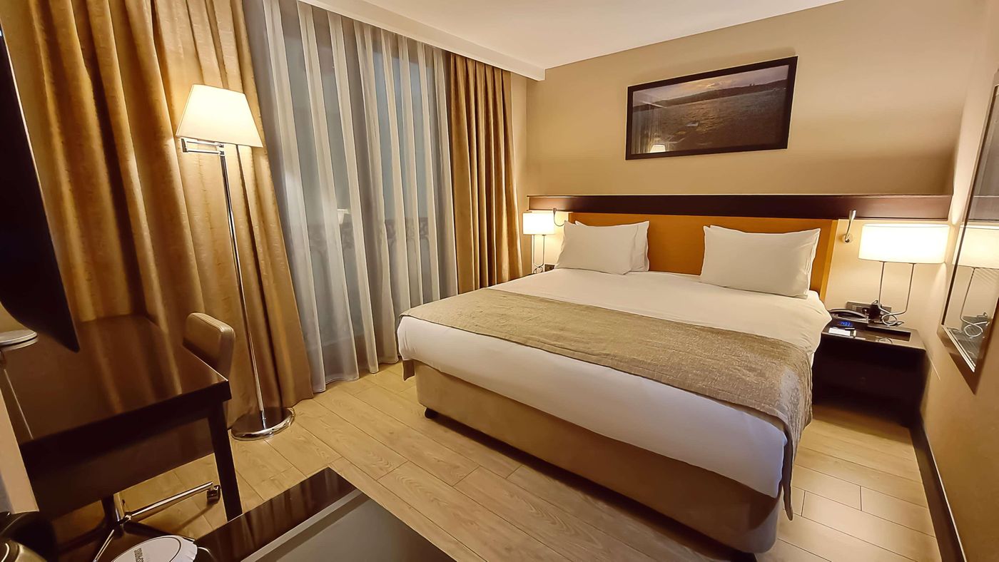 Port-Bosphorus-Hotel-Room-20