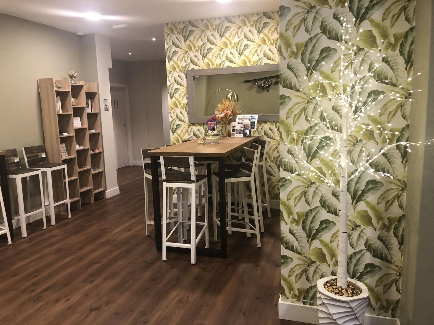 Hotel Radha-Spain-L'Hospitalet de Llobregat-Lobby-6