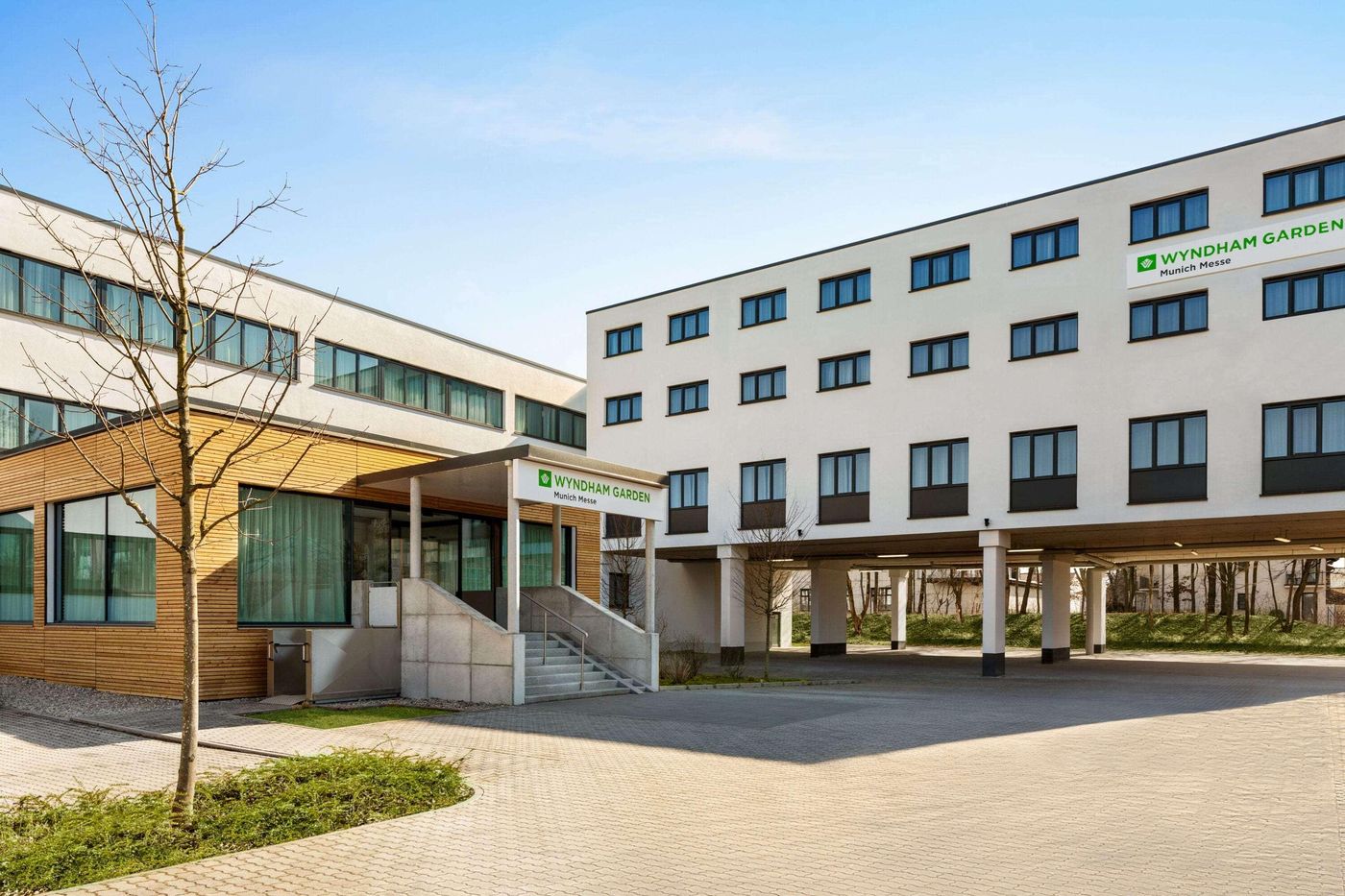 Wyndham Garden Munich Messe Hotel - Germany - MUNICH - General view - 1