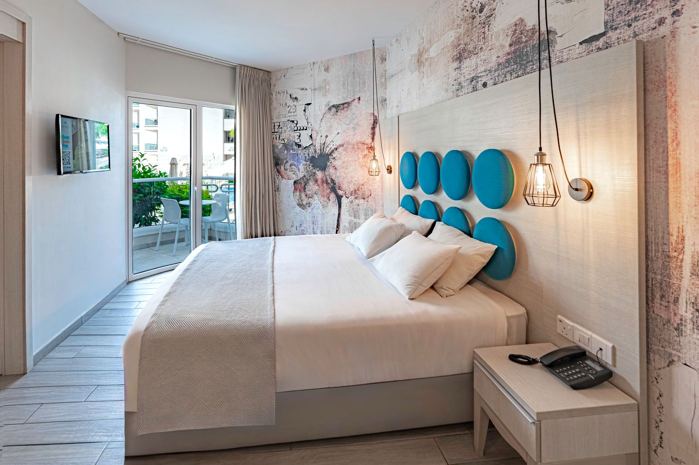 Vangelis-Hotel---Suites-Room-25