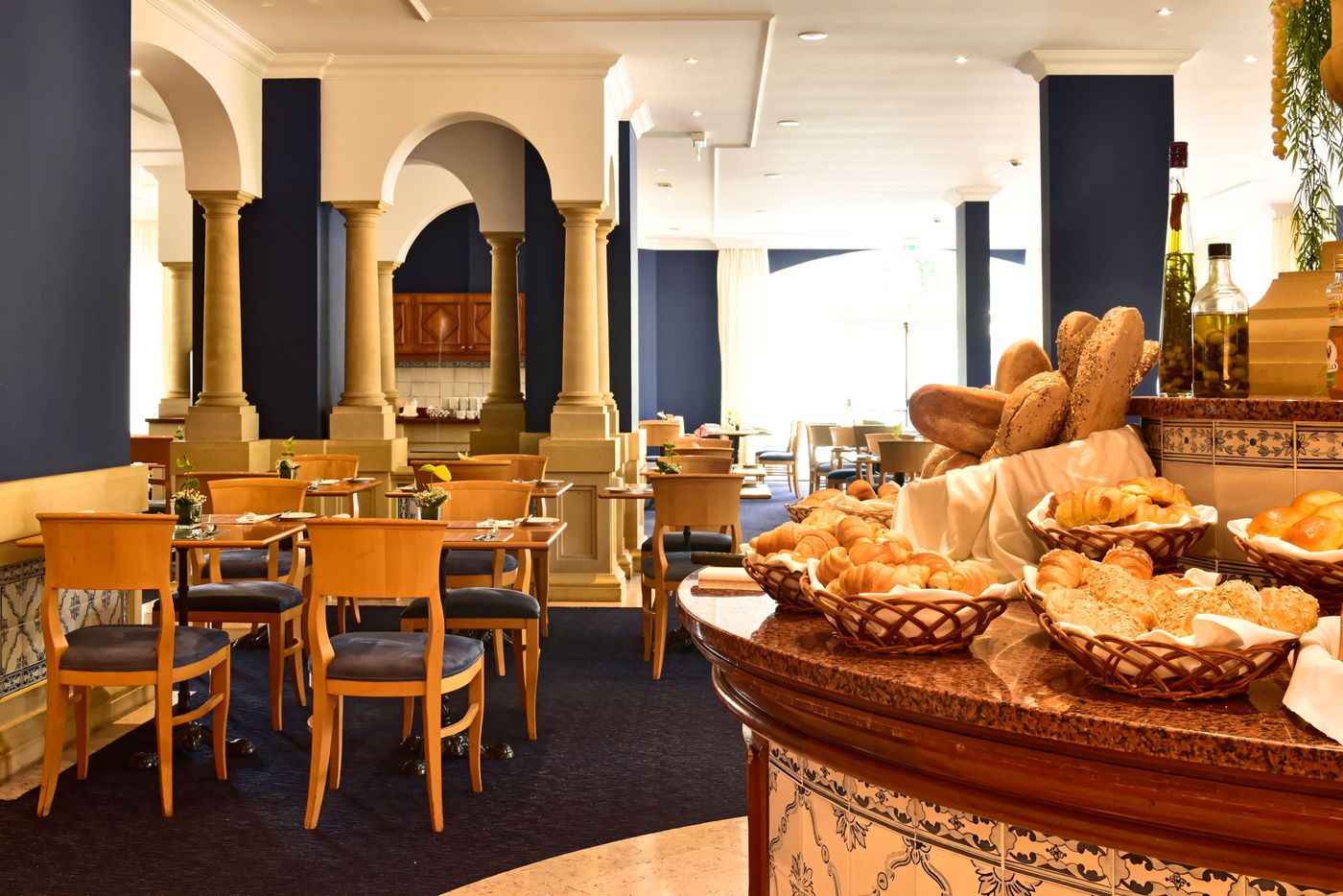 Pestana-Village-Garden-Resort-Aparthotel-Restaurant-28