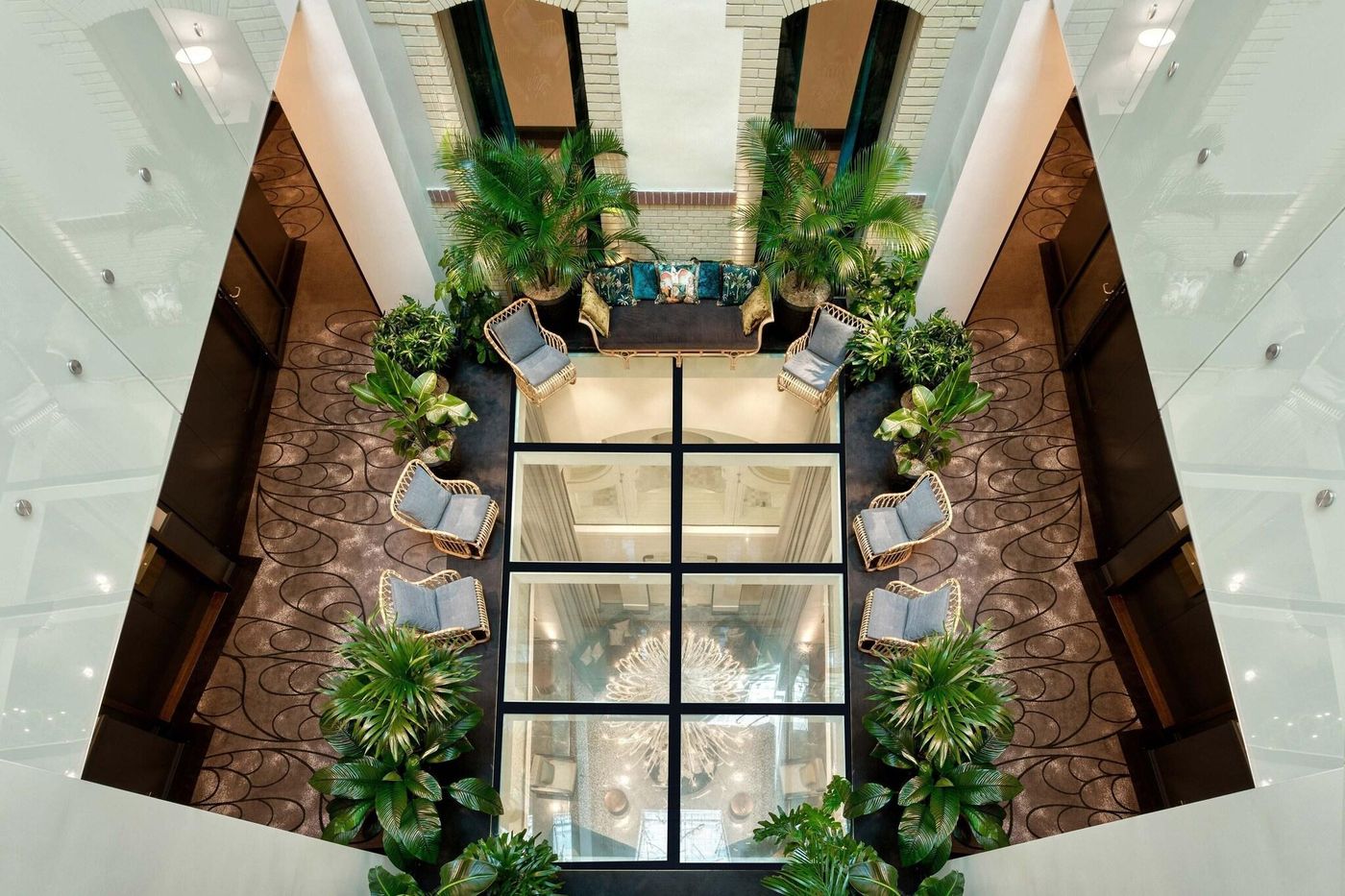 Matild-Palace--a-Luxury-Collection-Hotel-Lobby-22