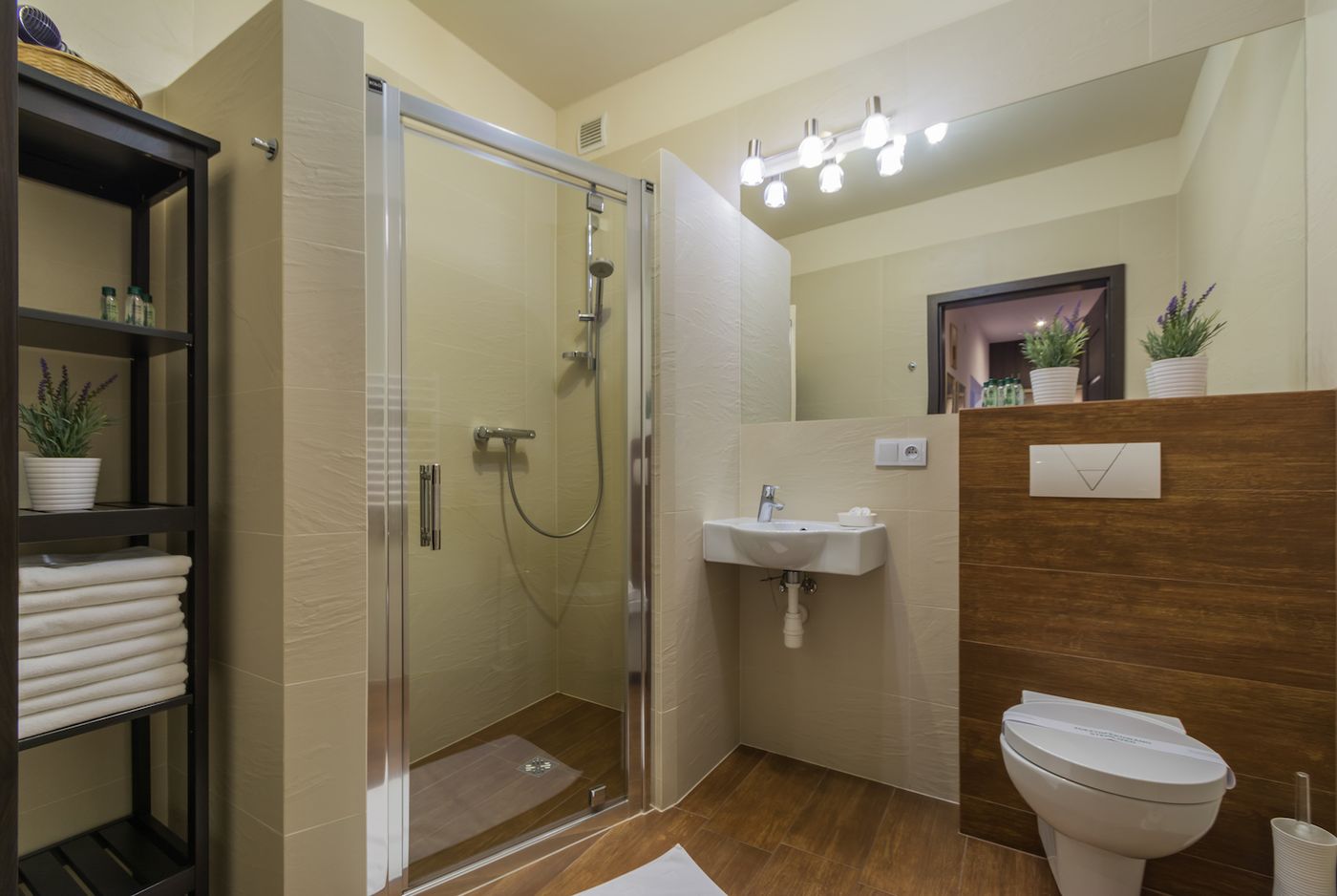 7-Koron-Apartments-Room-39