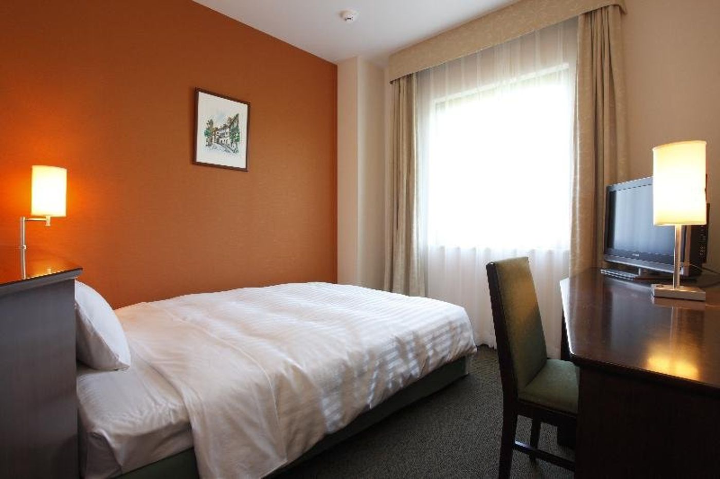 JR-EAST HOTEL METS MEJIRO-Japan-Tokyo-General view-9