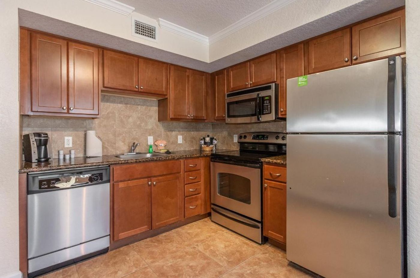 Coconut Cove All-Suites Hotel