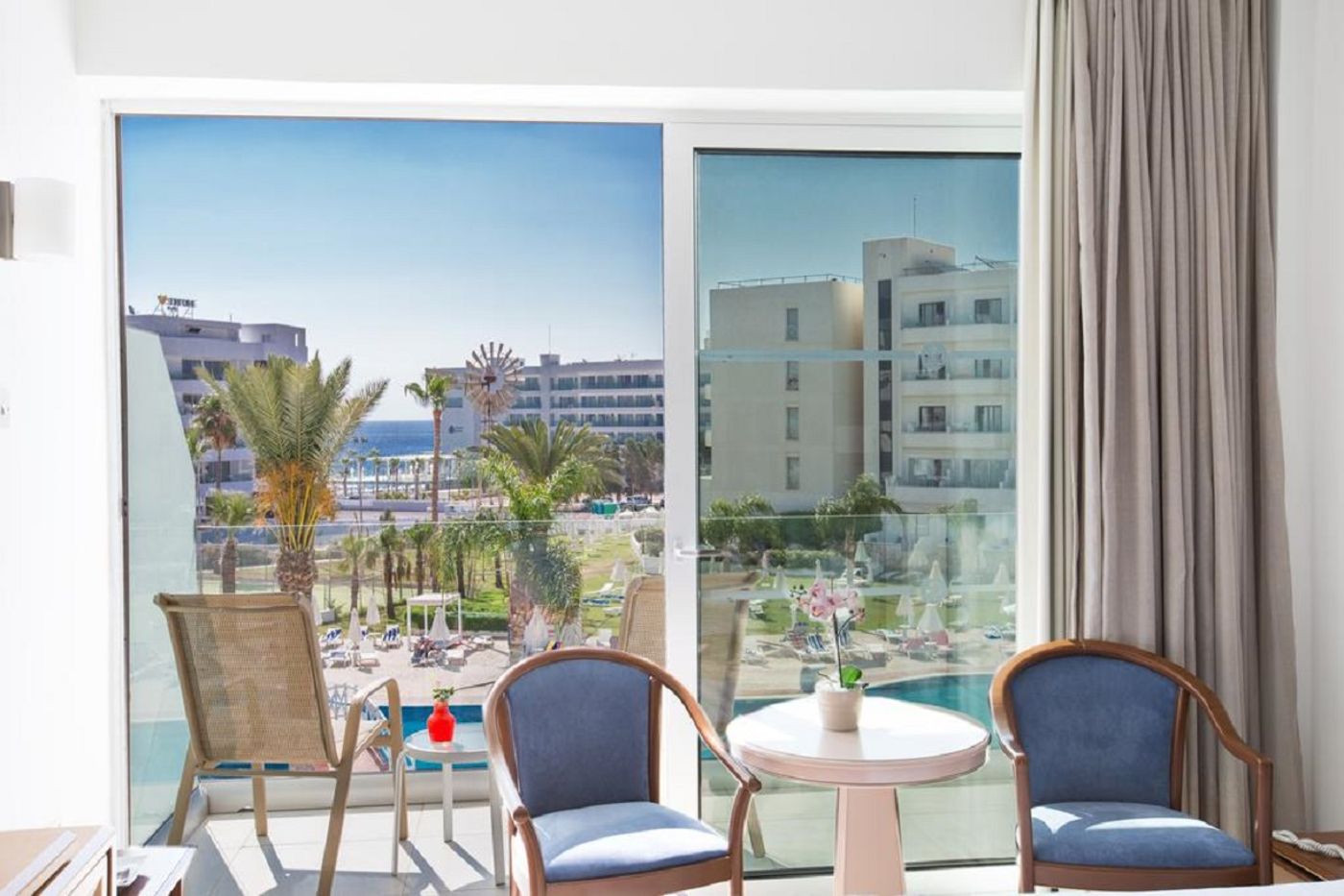 Tsokkos-Protaras-Beach-Hotel-Room-14