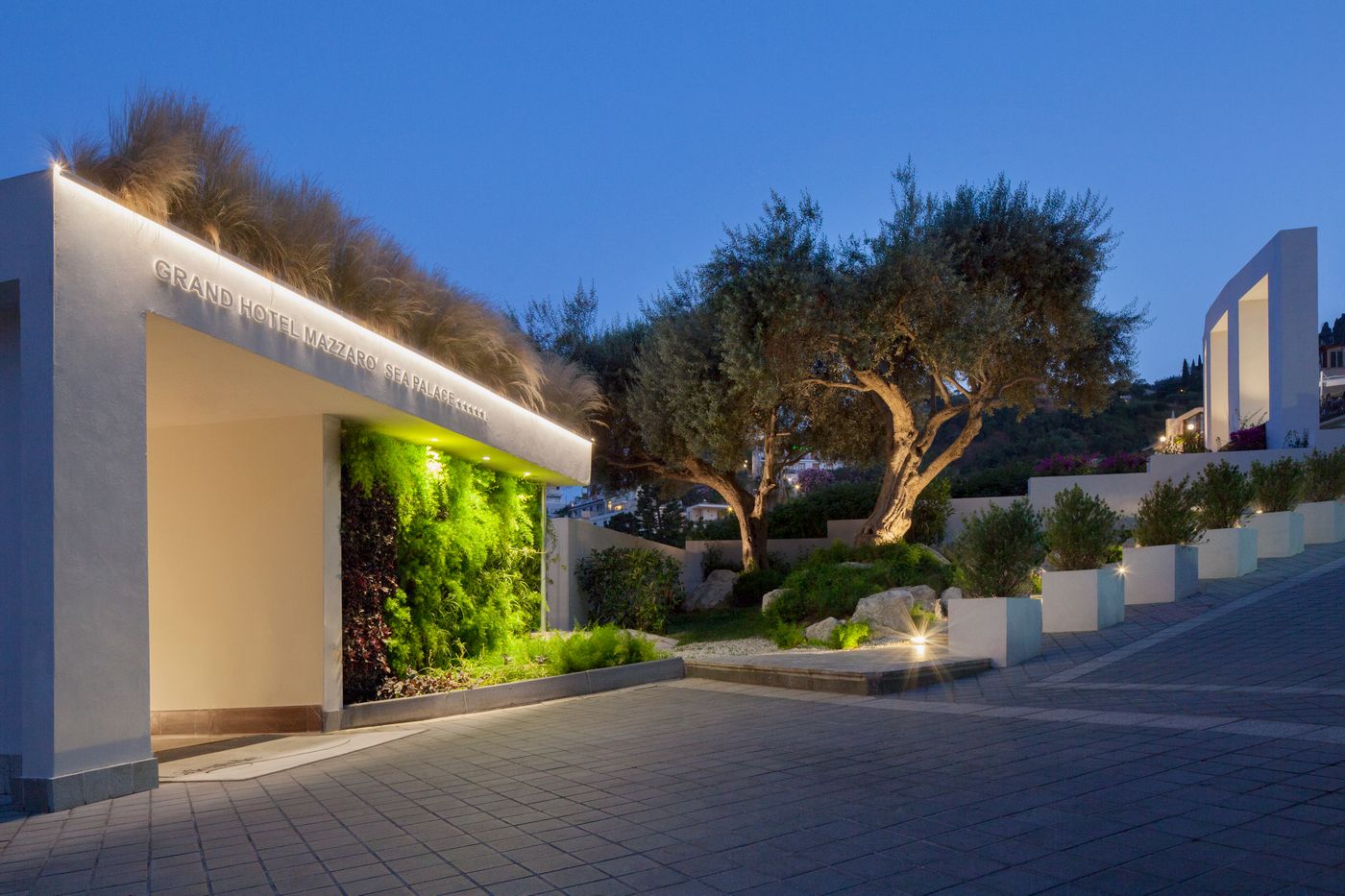 Mazzaro-Sea-Palace-General-view-6