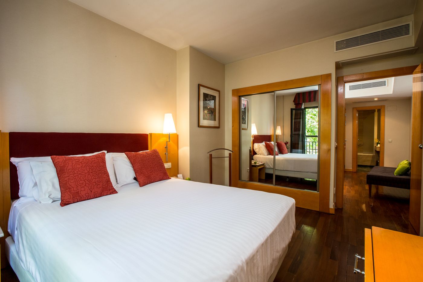 Leonardo-Hotel-Madrid-City-Center-Room-26