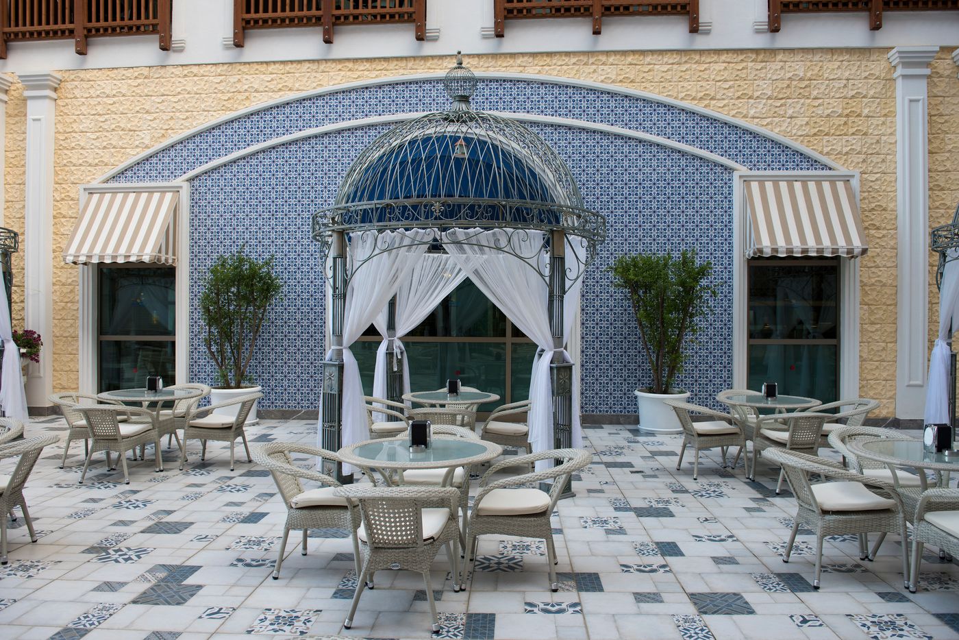 Quattro-Beach-Spa---Resort-Hotel-Terrace-20