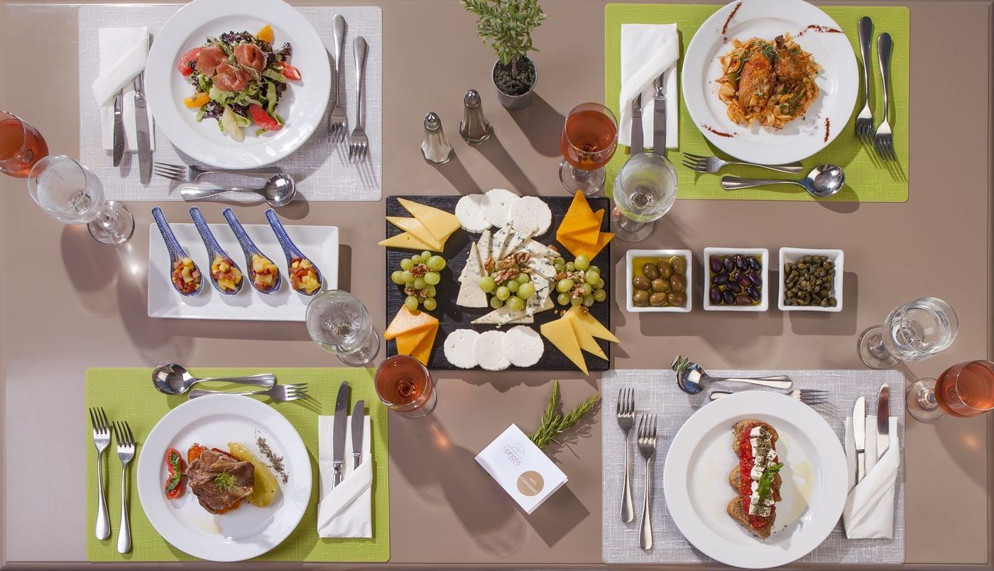 Kipriotis-Panorama-and-Suites-Restaurant-31