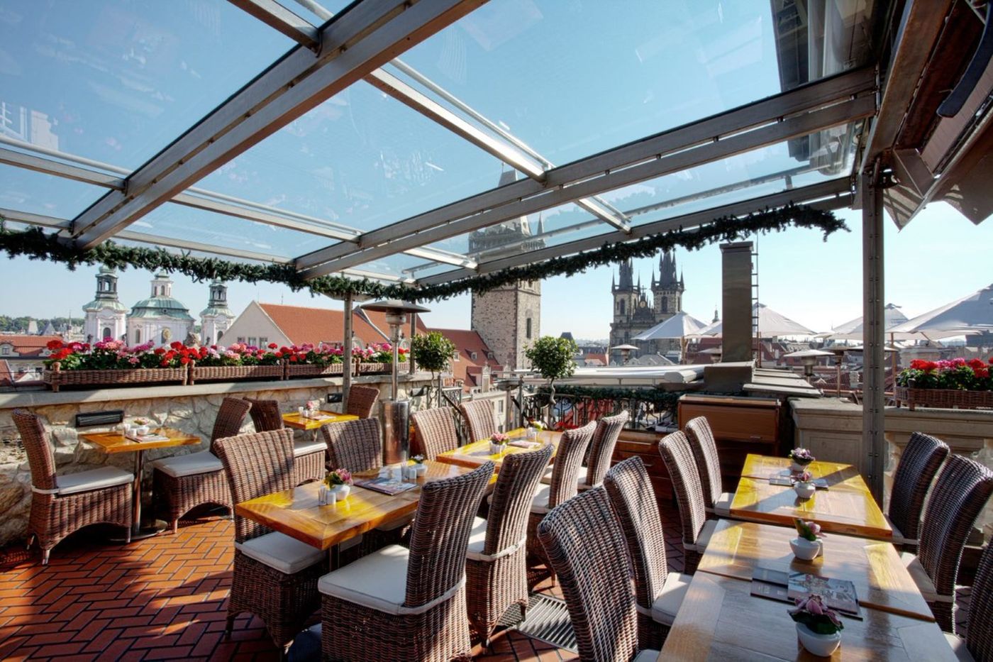 Hotel-U-Prince-Prague-by-BHG-Restaurant-37