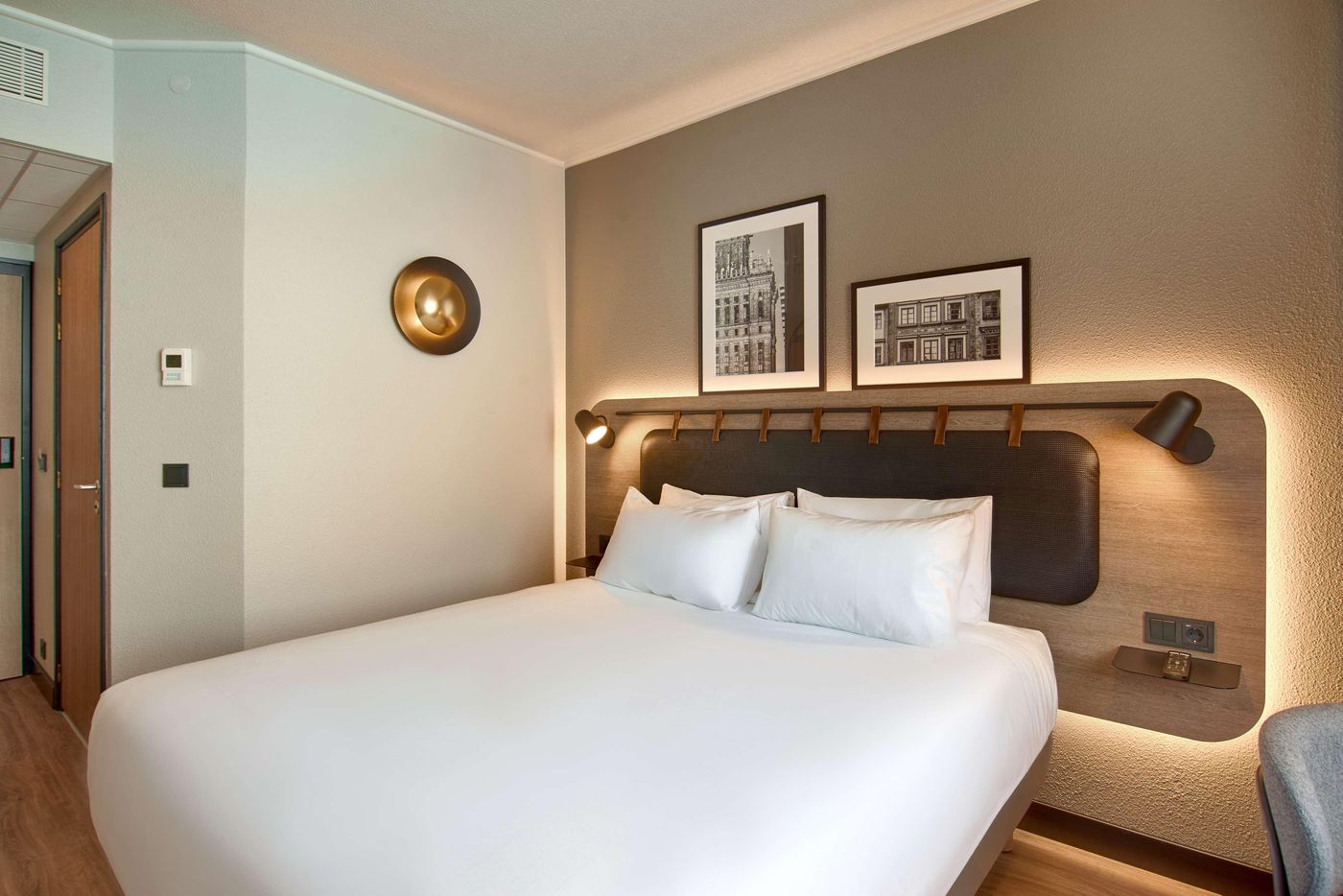 Campanile-Krakow-Old-Town-Room-31