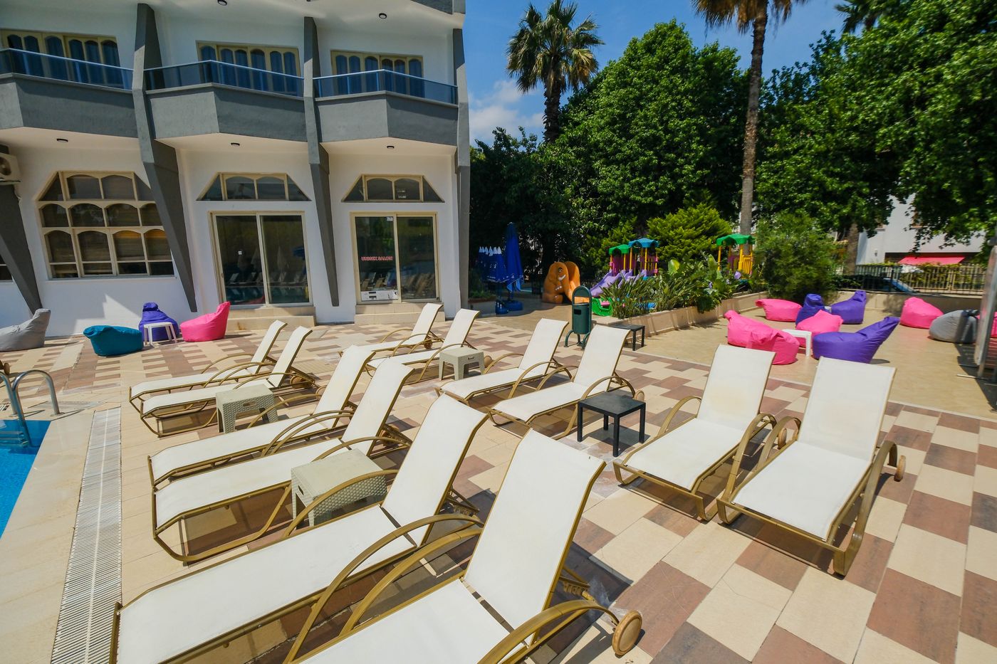 Selen-Icmeler-Terrace-15