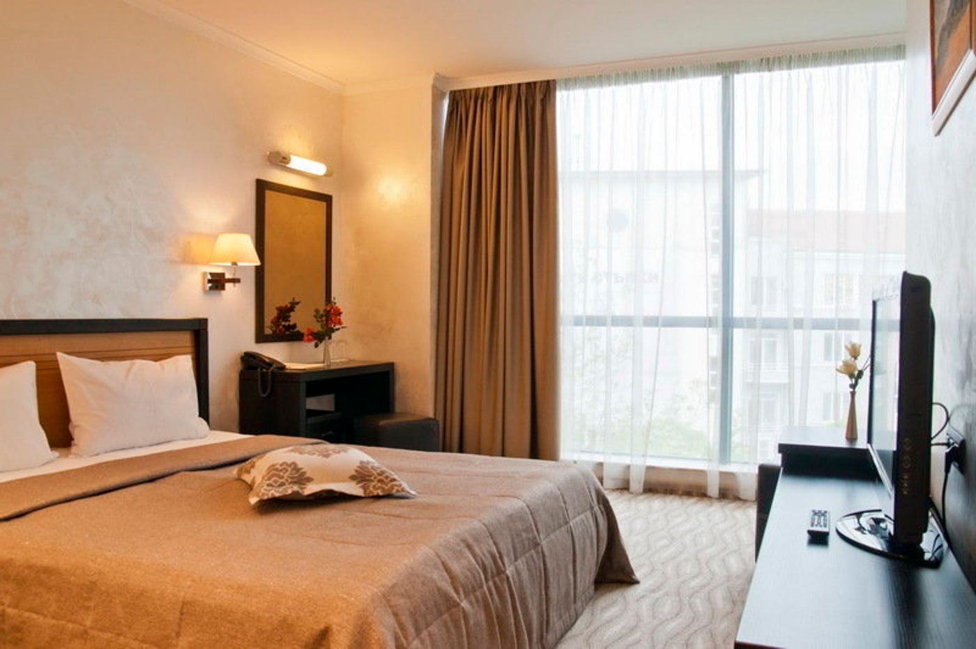 Efbet-Hotel-Room-8